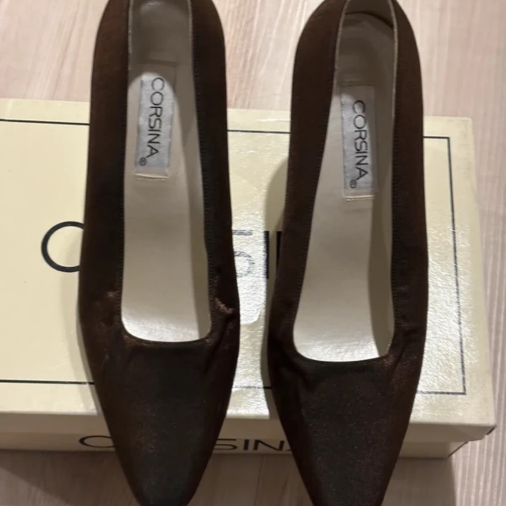 Elegant Brown Women's Heels